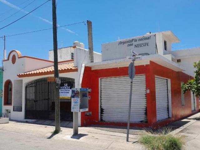 CASA CON LOCAN EN VENTA EN LOS PORTALES
