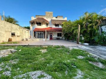 Casa con opción de ampliación, en venta, Adolfo Lopez Mateos, Cozumel