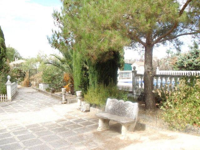 Casa con parcela a 10 km de Úbeda