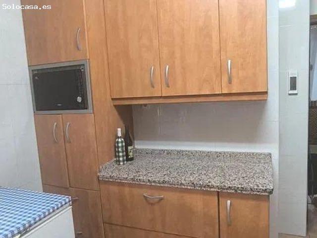 Casa con parcela de 1.200 m2 + parcela independiente de 500 m2 con piscina y jardín – La Barquera C