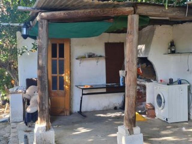 ? Casa con parcela de 900 m2 en Beniaján — una oportunidad única para reformar a tu gusto