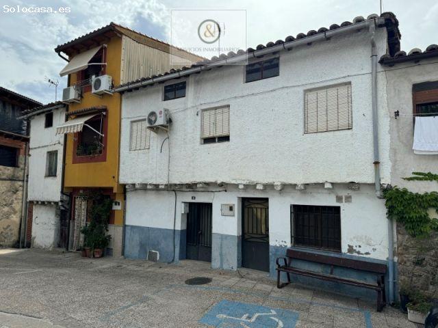Casa con patio en el casco viejo