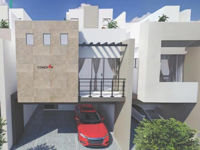 CASA CON PATIO SÚPER AMPLIO Y ACABADOS DE PRIMERA, 241.93 M2 DE CONSTRUCCIÓN!
