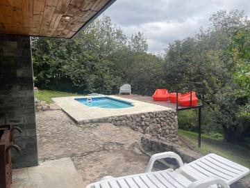 Casa con Pileta y Quincho en Alquiler Barrio Privado Q2