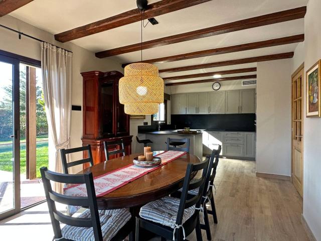 casa con piscina de agua salada en alquiler de segunda residencia en el baix empordà cerca de l’escala y l’estartit