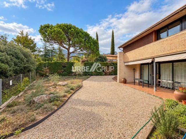 Casa con piscina en alquiler en Matadepera