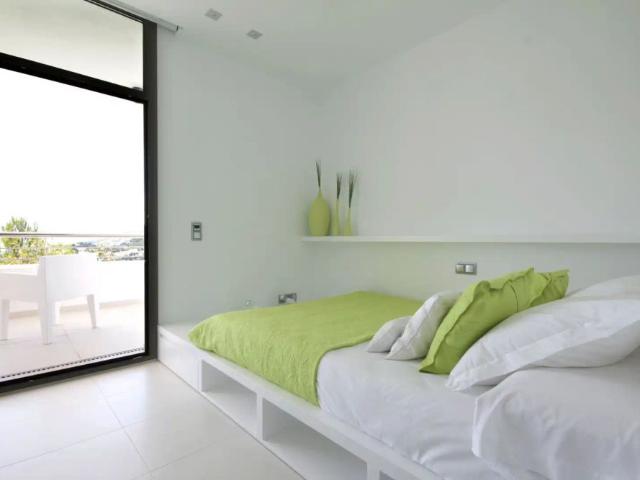 Casa con piscina en alquiler en AV EUROPA