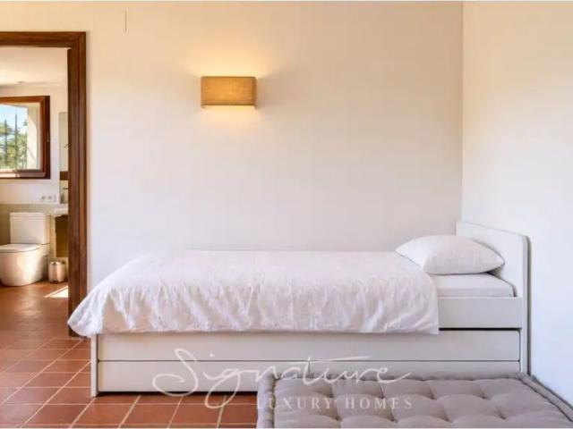 Casa con piscina en alquiler en Camino Salut