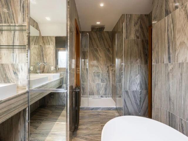 Casa con piscina en alquiler en Carrer d'Àngel Guimerà, Sant Cugat del Vallès, Barcelona, Spain