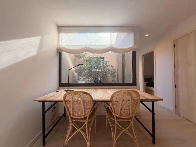 Casa con piscina en alquiler en Carrer del Raval