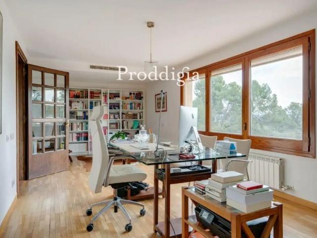 Casa con piscina en alquiler en Valldoreix
