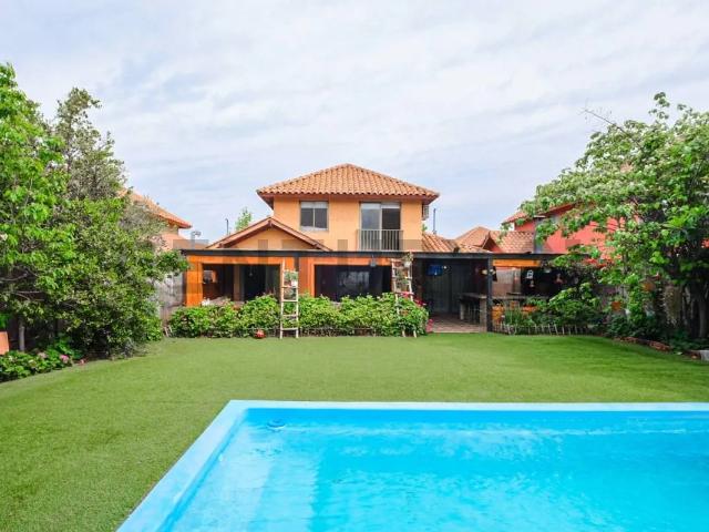Casa Con Piscina En Arriendo Ayres De Chicureo