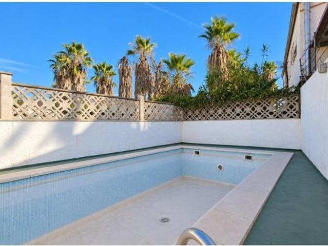 Casa con piscina y gran potencial en Sa Indiotería