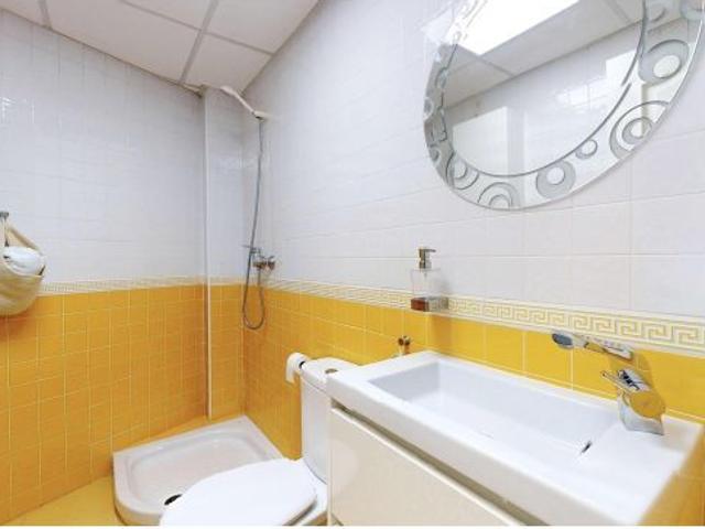 CASA CON PISCINA Y PLACAS SOLARES EN VILLAFRANCA DE CÓRDOBA