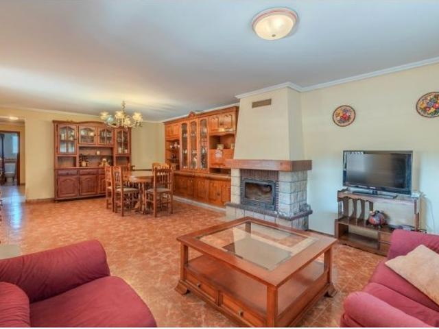 Casa con piscina