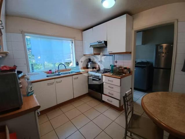 Casa con Piscina 5D+6B, Gran Terreno | 5 dormitorios por 12850.00 en Puerto Varas