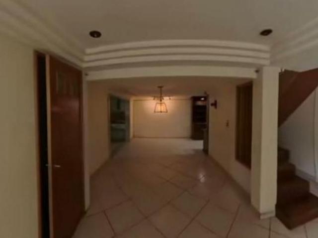 CASA CON POSESION EN JARDINES DEL NILO