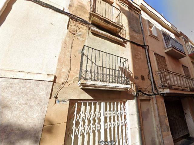 Casa con potencial en Reus SUBASTA