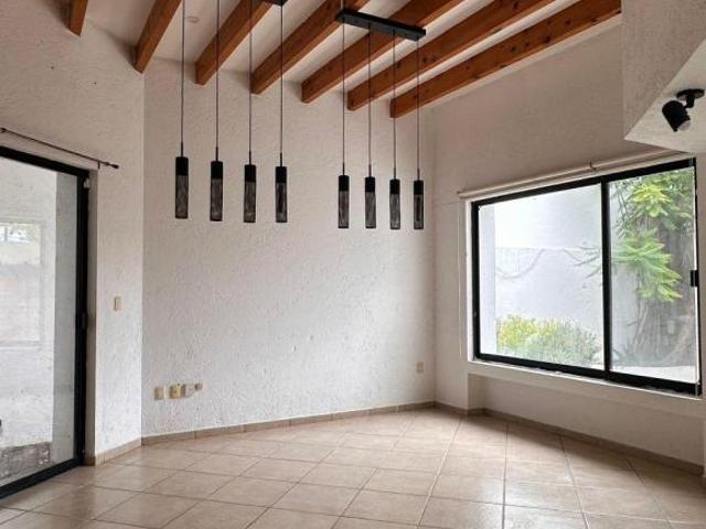 CASA CON RECAMARA EN PLANTA BAJA EN VENTA O RENTA, JURICA QUERETARO