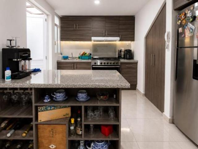 Casa con Recámara en Planta Baja en Cuautlancingo, Fracc cerrado
