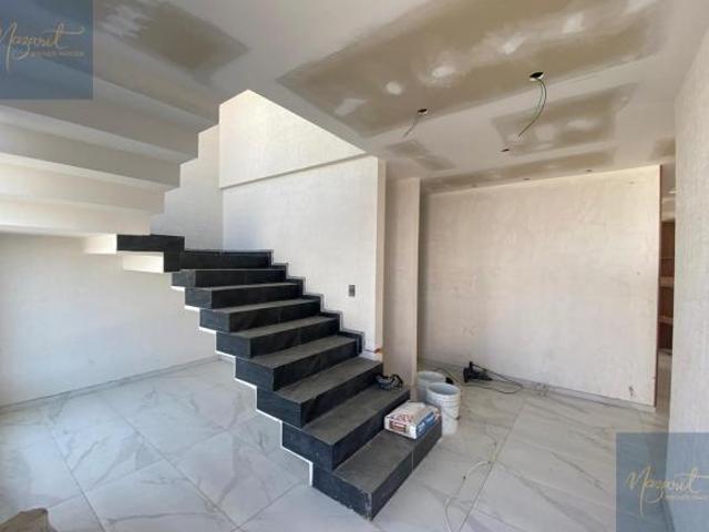 Casa con Roof Garden y Jardín | Cochera Techada para 2 Autos | Excelente Ubicación en Tlaxcala