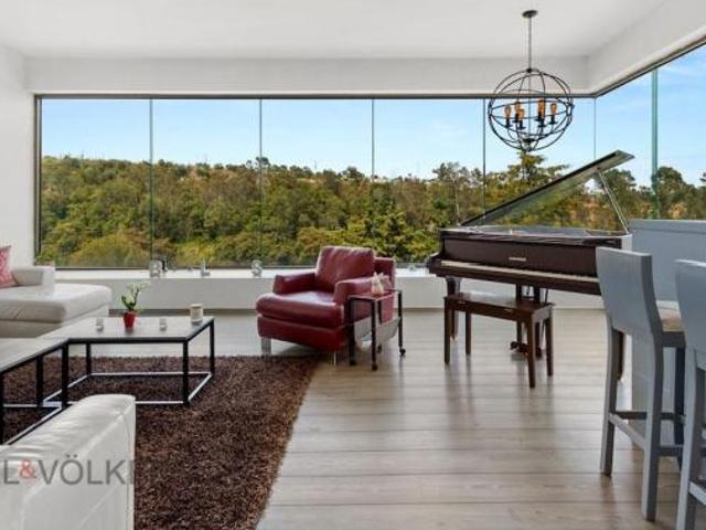 Casa con superficie de terreno de 720 m² con 3 recámaras en venta en Lomas de las Aguilas