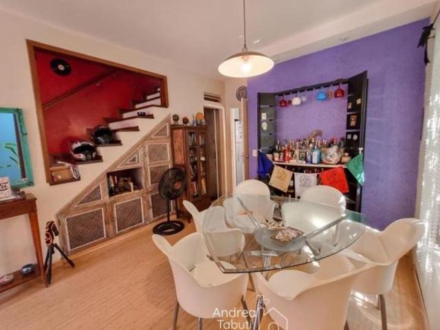 CASA CONDOMINIO 3 DORMITORIOS 1 SUITE COM 2 VAGAS FL52