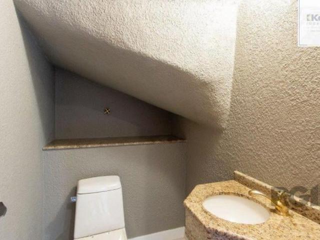 Casa condomínio | 3 Quartos | 1 Suíte | 2 Vagas | 249,20m2 Privativos | Bairro A