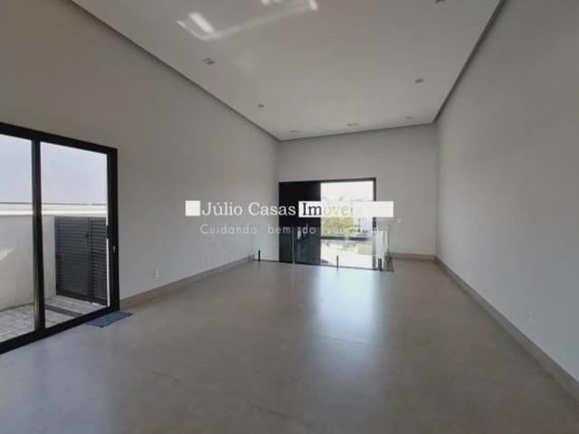 CASA CONDOMINIO