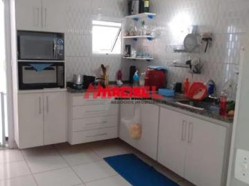 Casa Condomínio em São José dos Campos