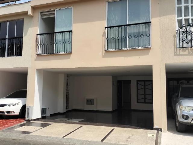 Casa condominio EN ARRIENDO EN Cali EN La Hacienda 163485 $3.400.000