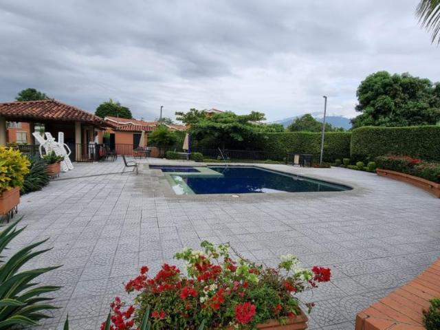 Casa condominio EN ARRIENDO EN Cali EN Pance 168751 $9.000.000