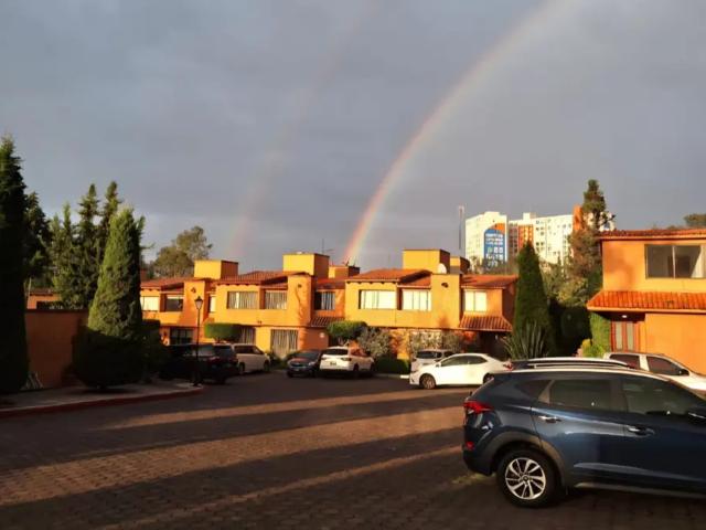CASA CONDOMINIO EN RENTA EN LOMAS DE VISTA HERMOSA