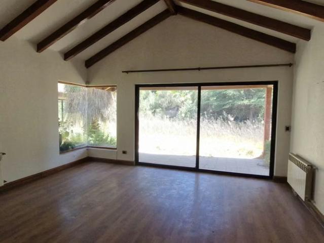 Casa Condominio El Algarrobal bajo Tasación | 7 dormitorios por 19900.00 en Colina