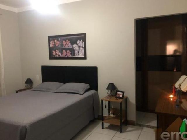 Casa em condomínio Jardim Hipódromo