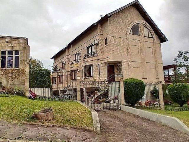 Casa Condomínio para Venda, 204.81m², 3 quartos, 1 suíte e 2 vagas Cristal