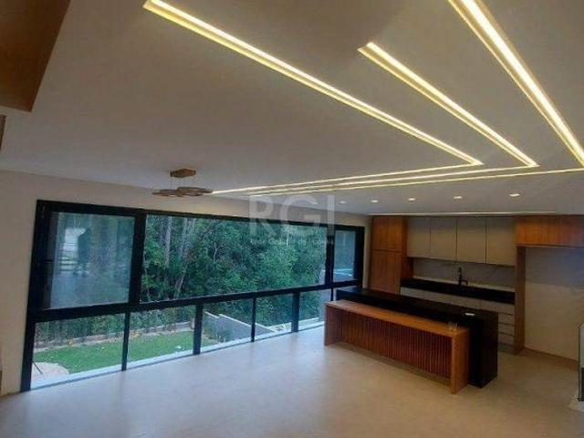 Casa Condominio para Venda 330m², 3 dormitórios, sendo 3 suites, 2 vagas Querência
