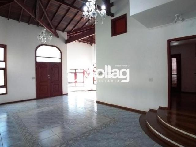 Casa condominio para comprar no condominio Bosque de Grevilea em Vinhedo, interior de São Paulo