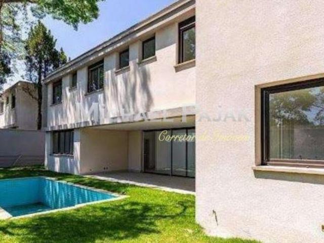 Casa Condominio R José Gambarini, 68. Michael Pajak 11 99996 4550