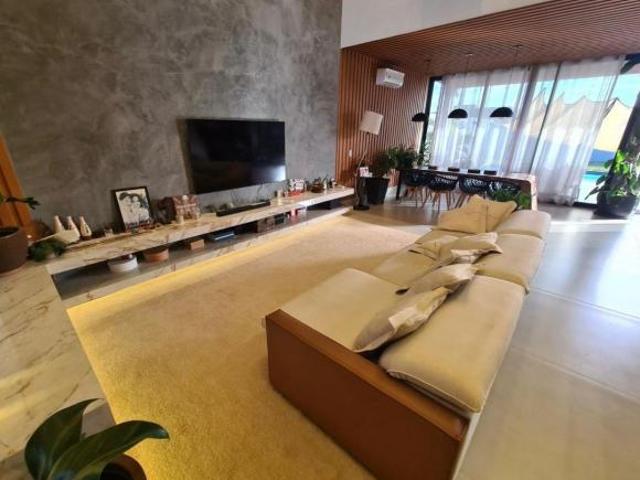 CASA / CONDOMINO ALTO DA BOA VISTA / 4 SUITES / AREA GOURMET / 61 3595 1212