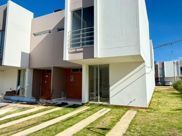 CASA Conjunto Cerrado Zakura Silver, Casa N1 Mz 6, Villa Del Rosario, Cúcuta