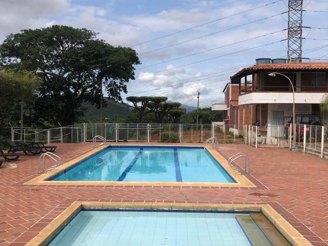 CASA CONJUNTO EL LIMONAR, Los Patios