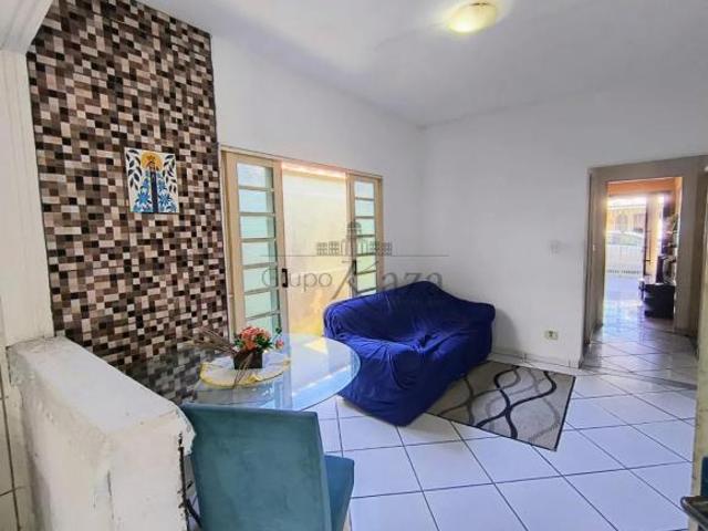 Casa Conjunto Habitacional Marinho Jacareí 2 Dormitórios 125m²