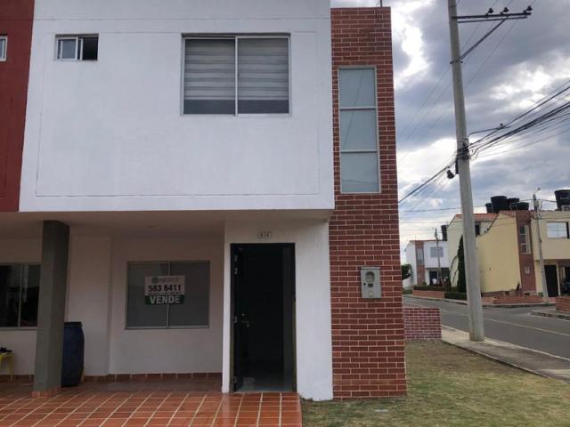 CASA conjunto siena, Chaparral, Los Patios