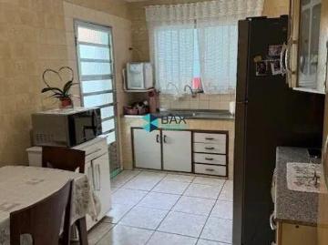 Casa Conjunto 31 de Março 150 m² Área do Terreno 125 m² Área Construída 3 Dormitório 2 Vag
