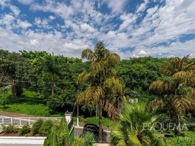 Casa contemporânea com piscina e área de lazer completa na Cidade Jardim