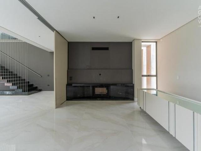 Casa em Condomínio, 04 Suítes, 05 Vagas, Piscina Aquecida, Santa Felicidade, Curitiba