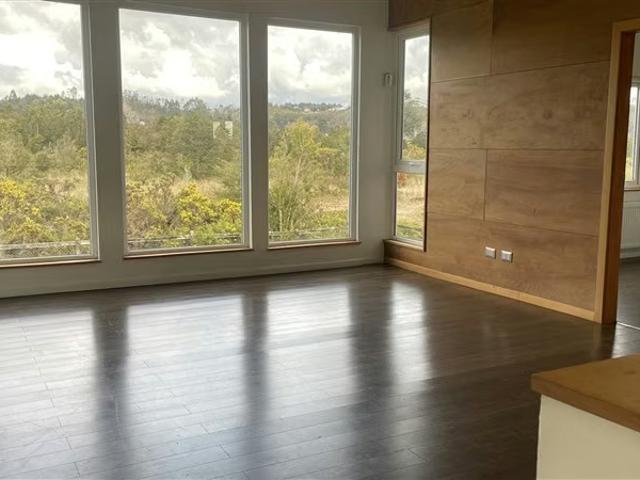 Casa Contemporánea en Venta 4D/3B Loteo Centenario | 4 dormitorios por 9990.00 en Puerto Varas