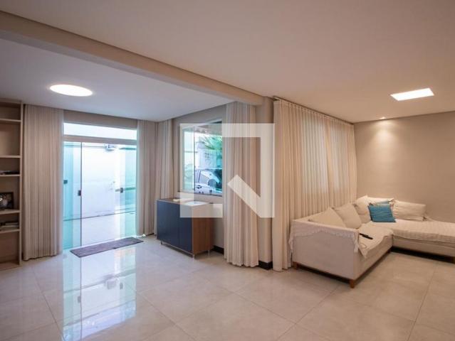 Casa, Copacabana, 3 Quartos, 280 m2 Belo Horizonte
