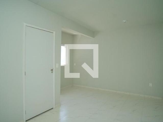 Casa, Cajueiros, 1 Quarto, 31 m2 Maricá